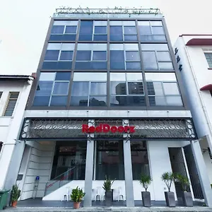 Reddoorz @ Little India Singapore